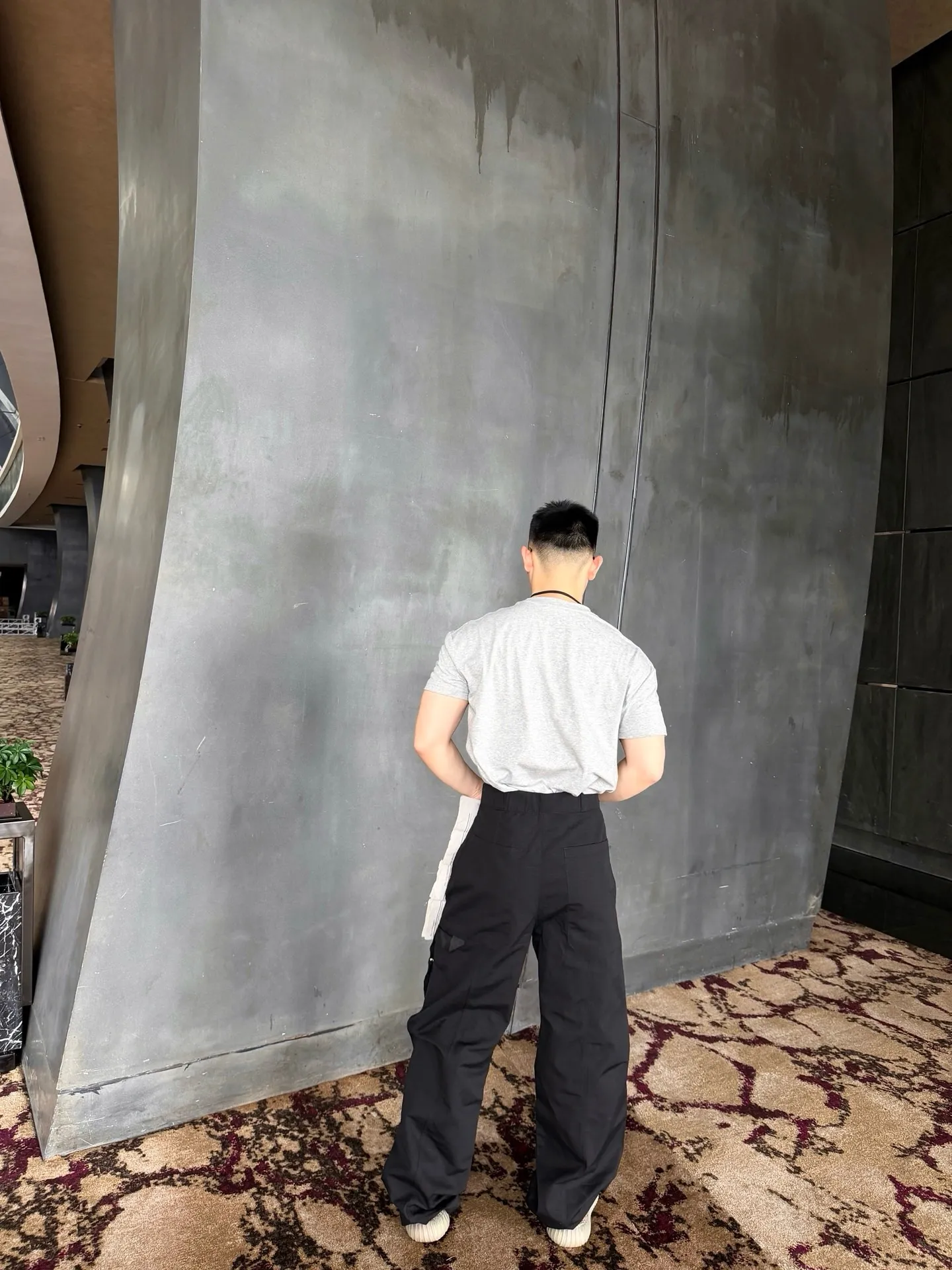 Louis Vuitton/Louis Vuitton cotton cargo trousers